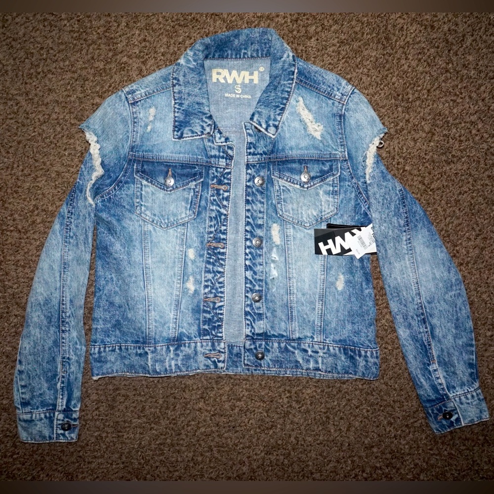 🔵  Acid Washed Women's Jean Jack